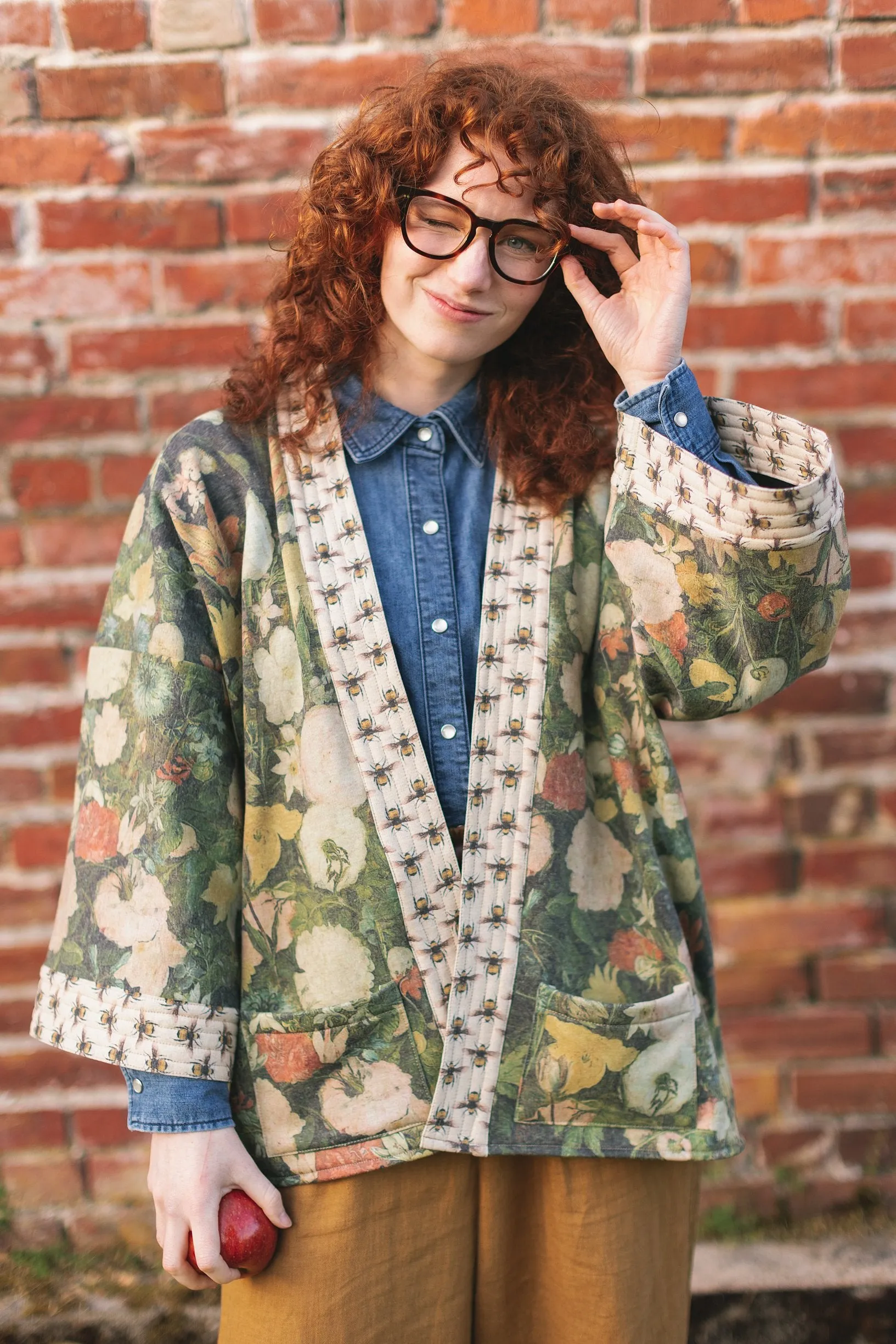 I Dream In Flowers Cozy Bees Cottage Cardigan