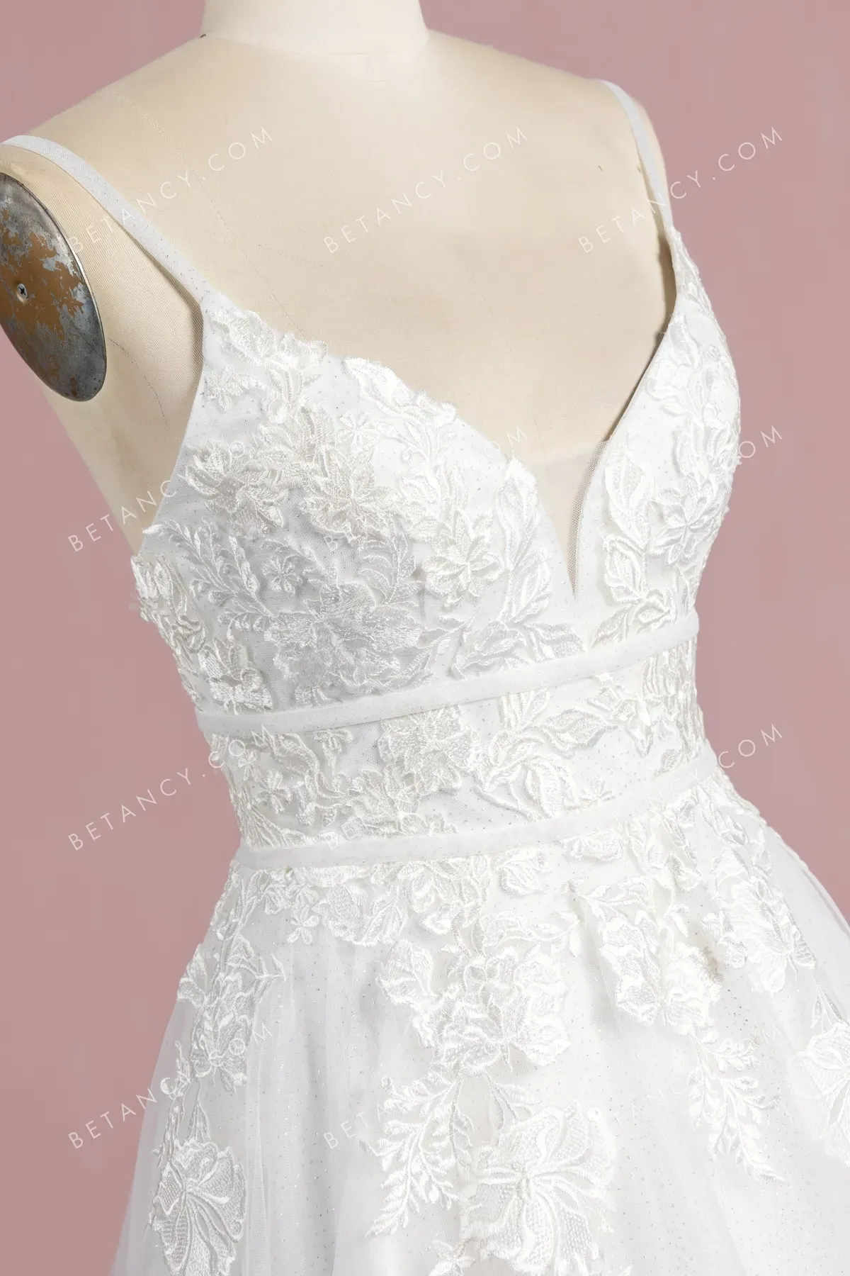 Ivory Lace and Glitter Tulle Wholesale Wedding Gown